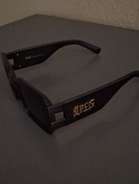 Locs Black VR/AR Accessory Sunglass-Style Frame with Gold Accent